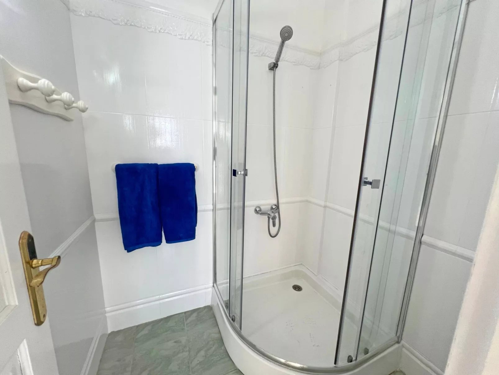 Villa "Esmeralda" mit Garten, Grill und Terrasse-Image-tags.info