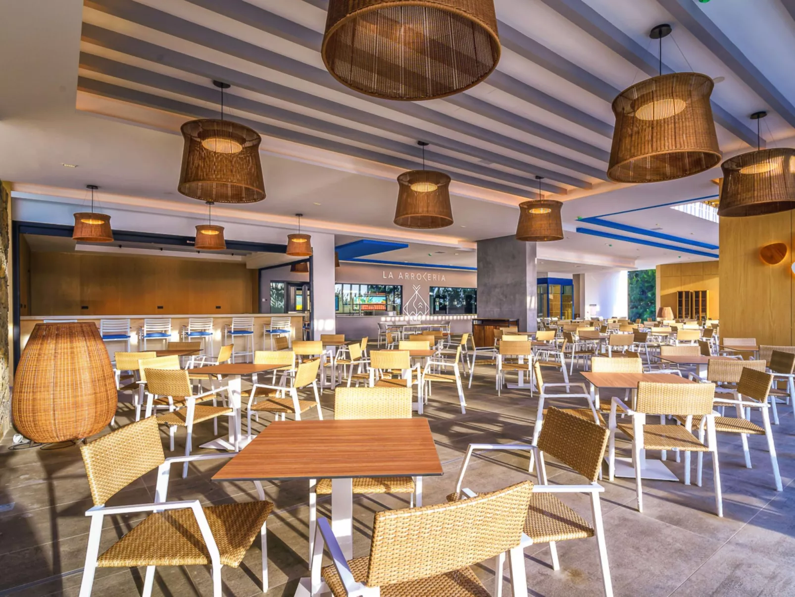 Villa mit Wasserblick-Outside