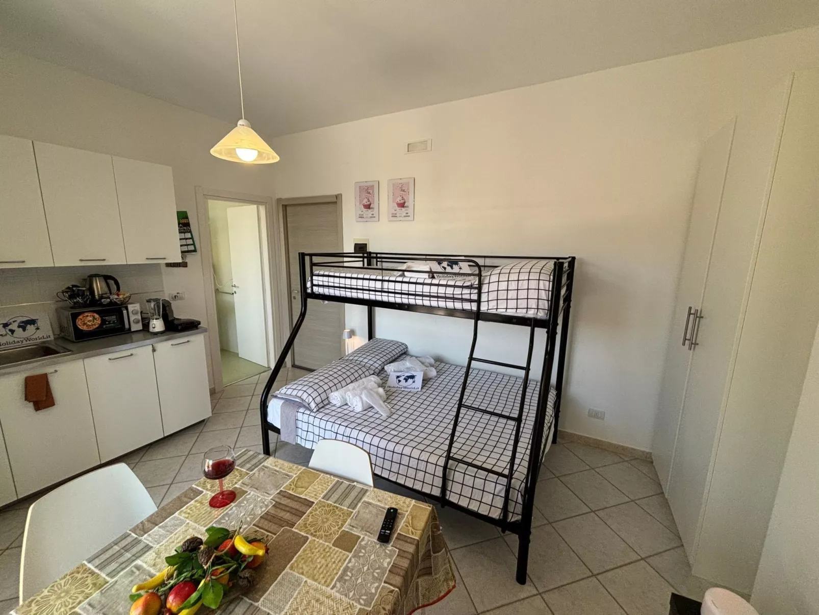 BNB der Nationen 5 von Holiday World-Image-tags.info