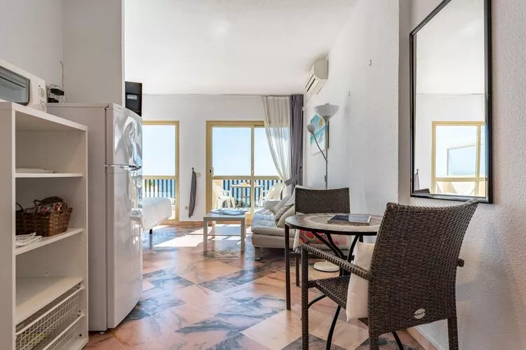 CT 239 - Romana Playa - First Beachline-Kitchen