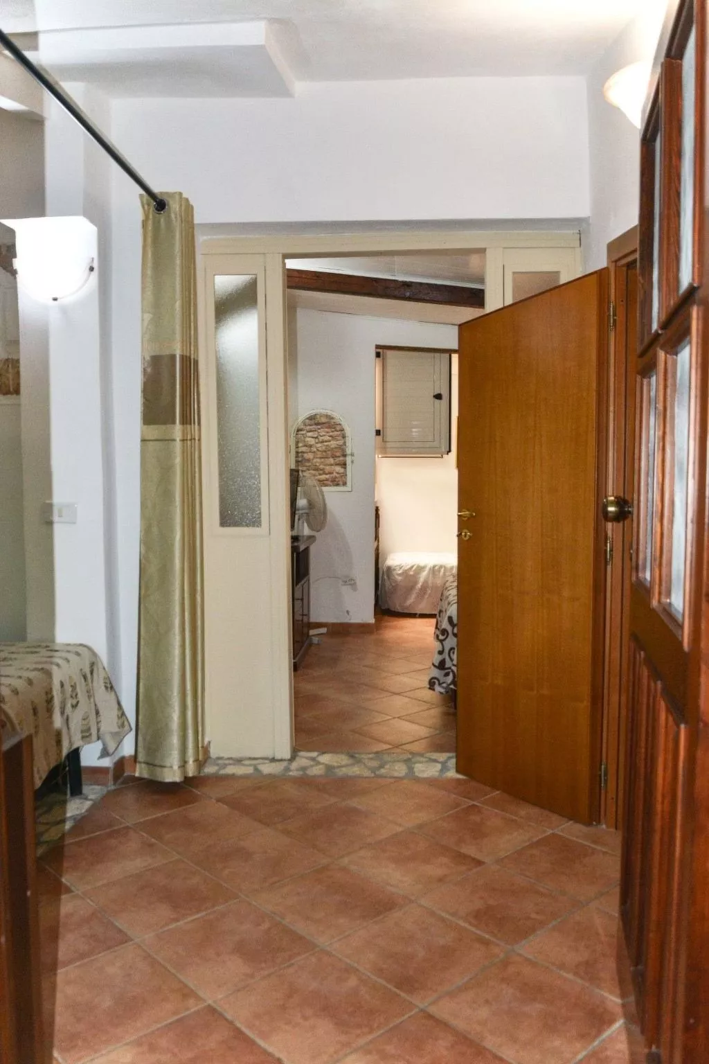 'Apartment' mit Grill-Drinnen