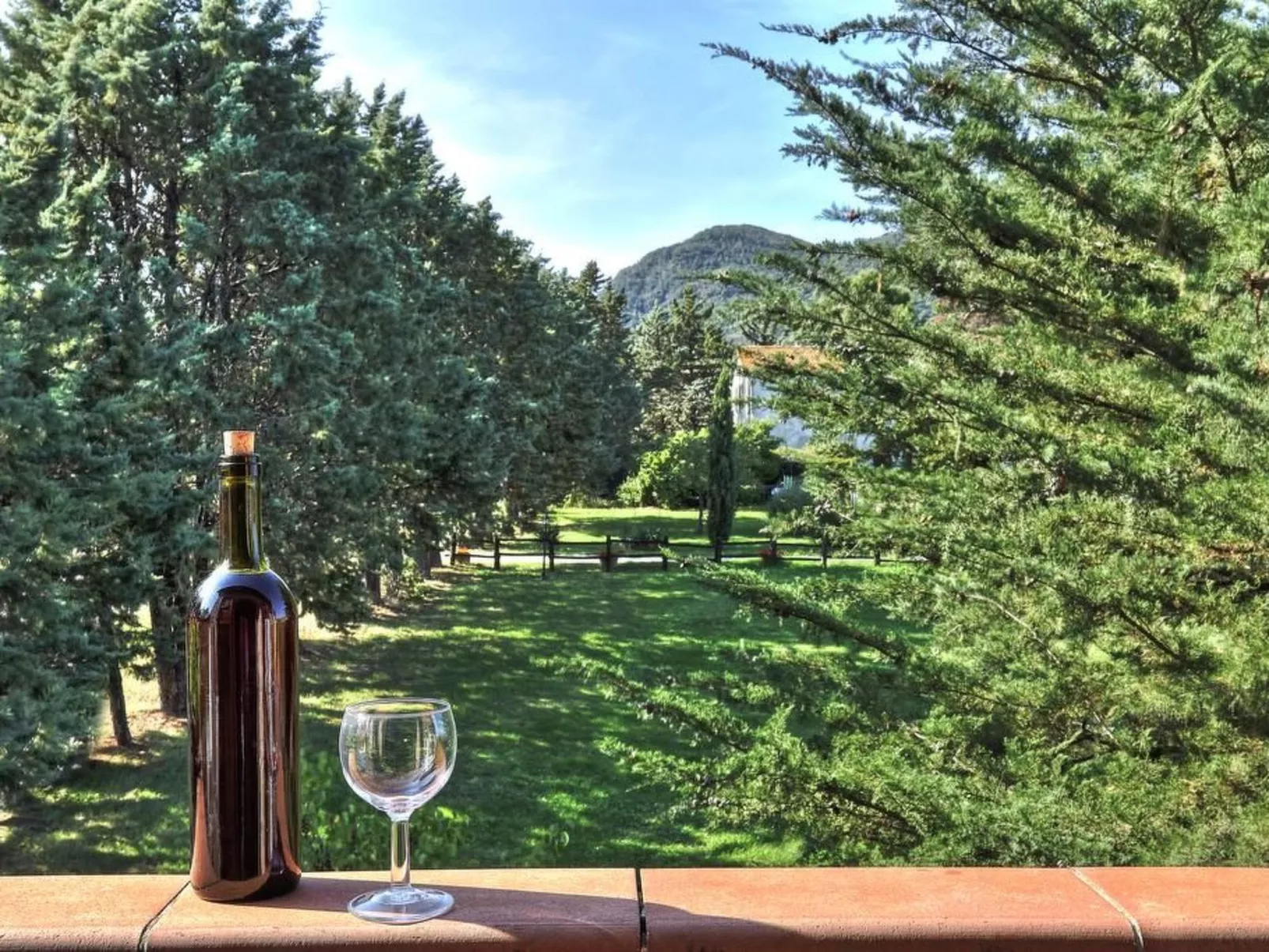 In Pomarance mit Großem gemeinsamem Pool-Draußen