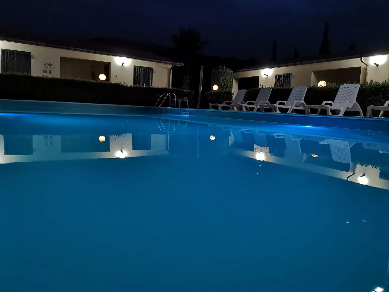 Wohnung 1 Zwei-Zimmer-Wohnung in Cattolica Eraclea-Draußen