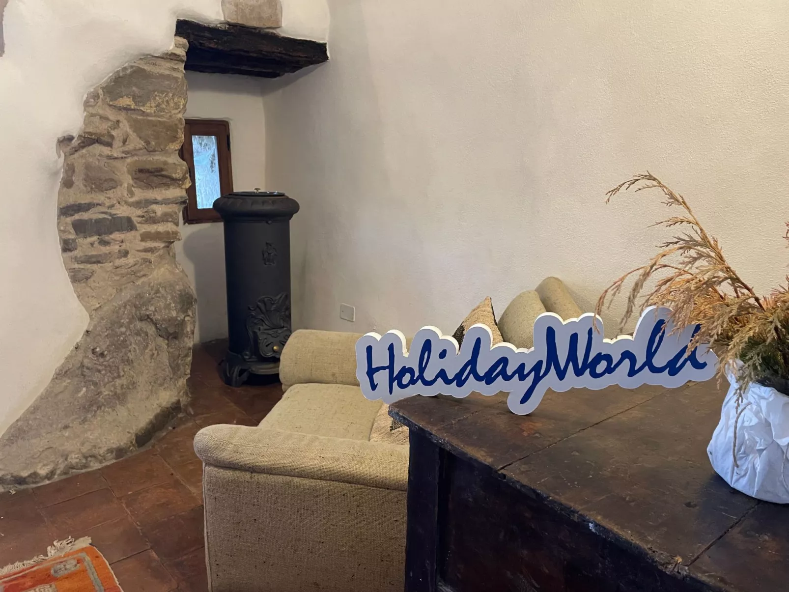 Mountains' View by Holiday World-Inside