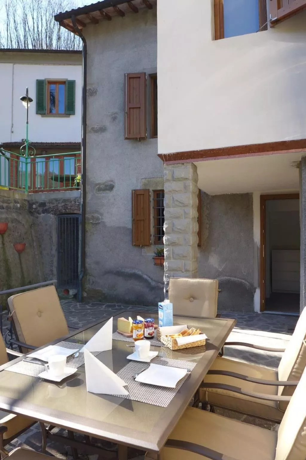 "Casa Valeria"-Image-tags.info