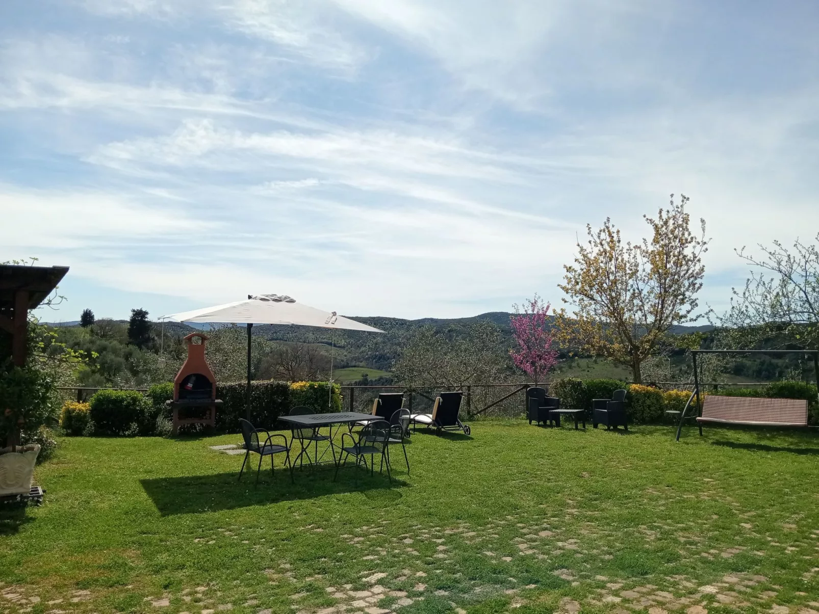 Marias Bauernhof-Draußen