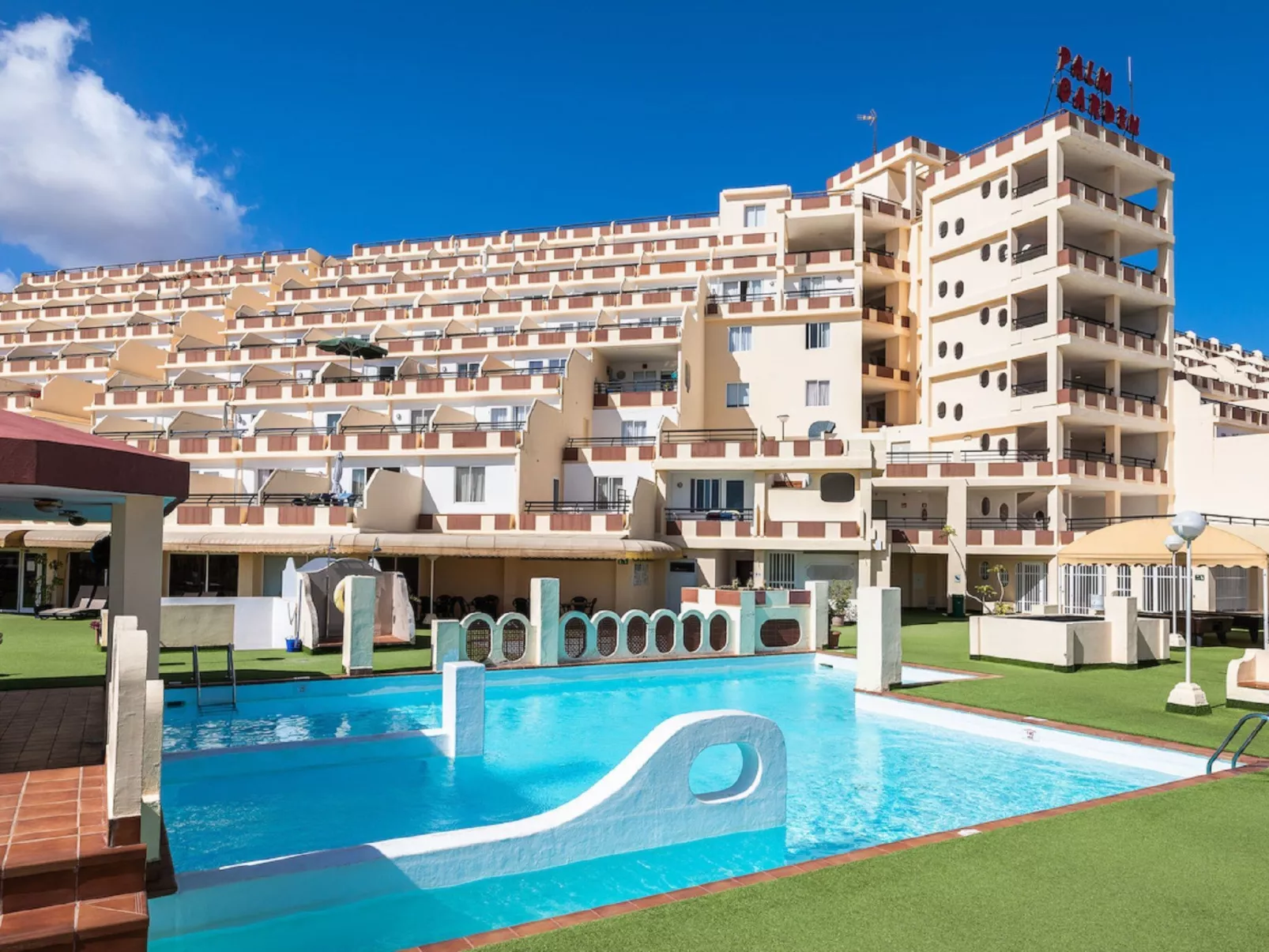 Wohnungen Palm Garden-Outside