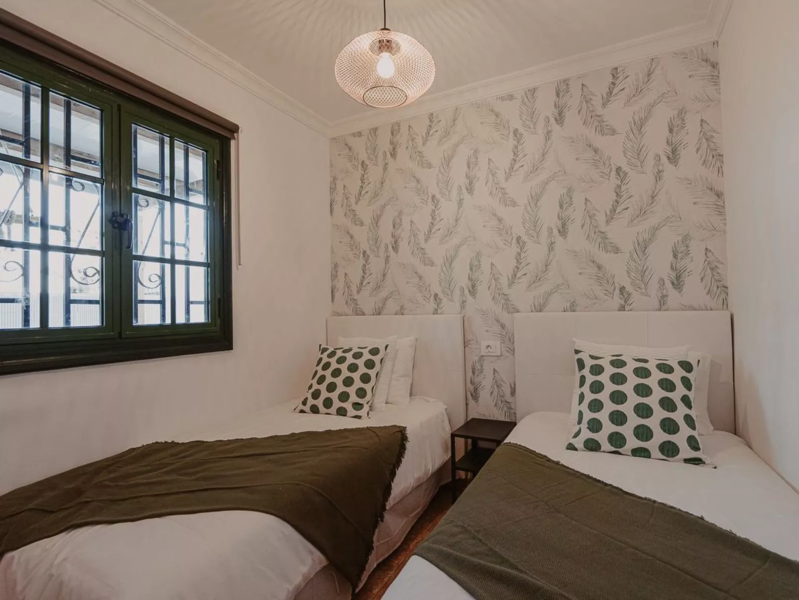 Ferienbungalow mit Grill, Garten und Terrasse-Drinnen