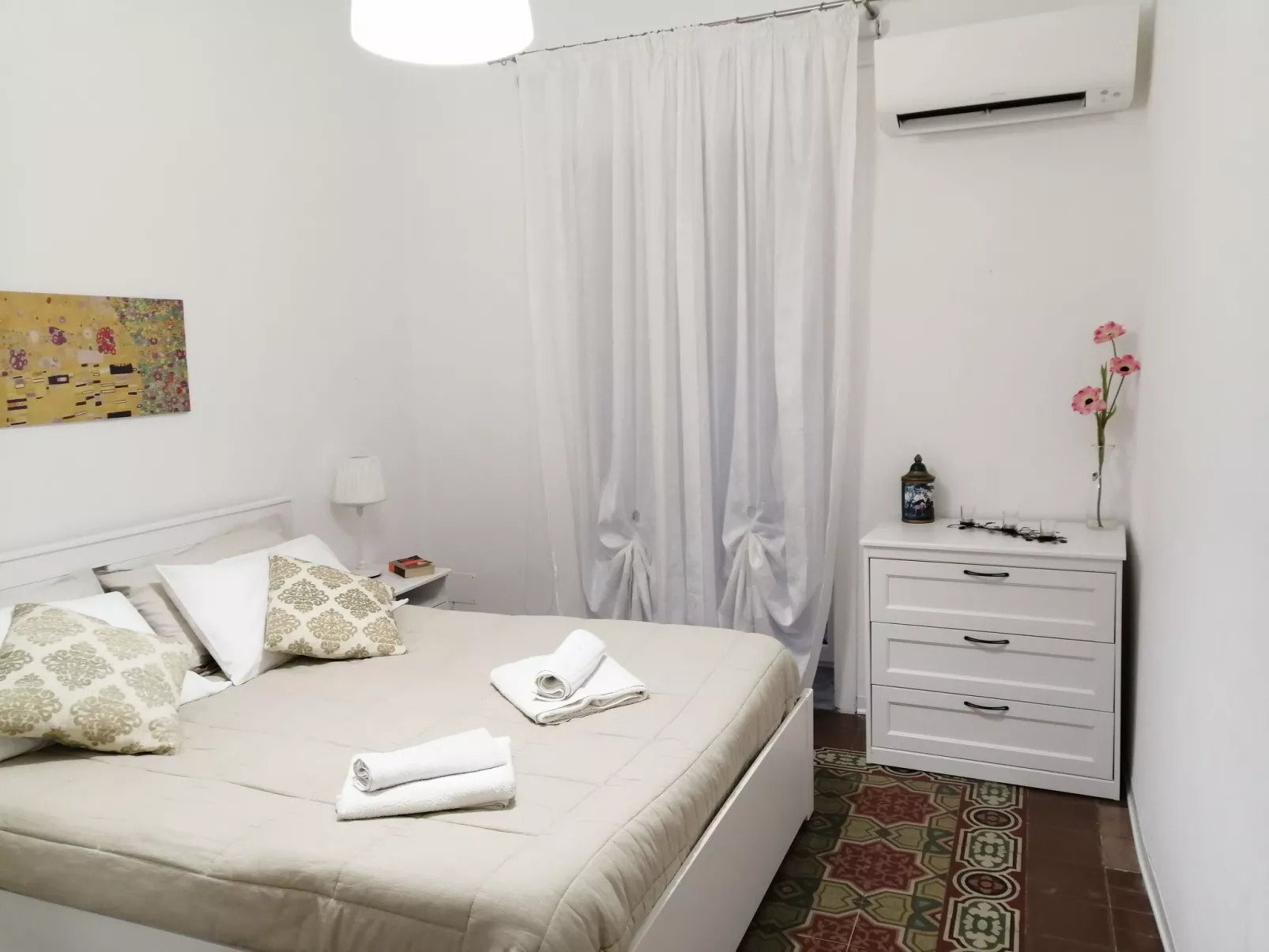 Wohnung im Zentrum mit Balkon, in der Nähe des Meeres-Dedans