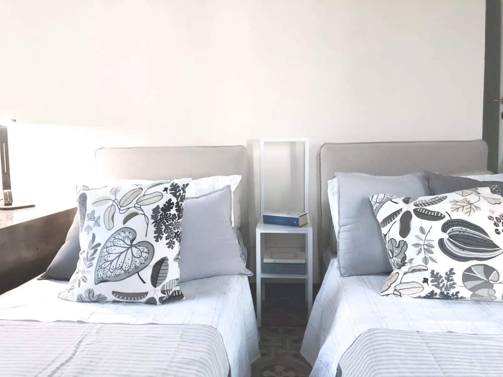 Penthouse mit Garten und privater Terrasse in Villa-Inside