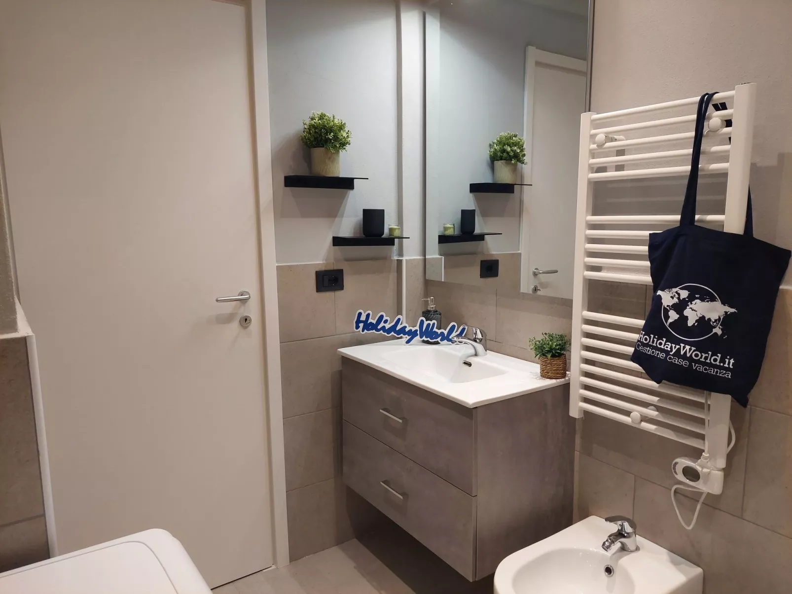 Casa Machi by Holiday World-Inside