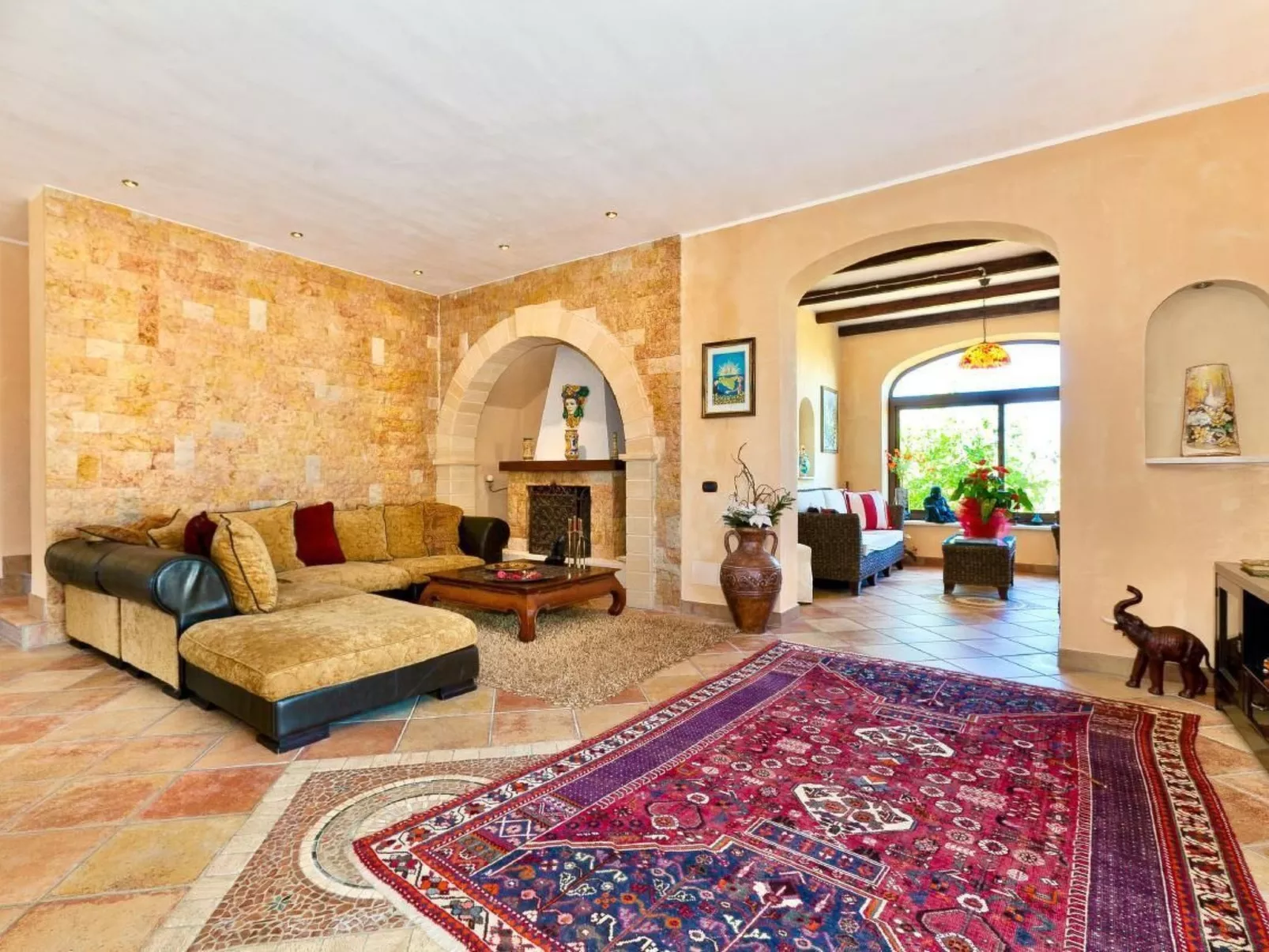 In Castelvetrano mit Gepflegtem Garten-Image-tags.info