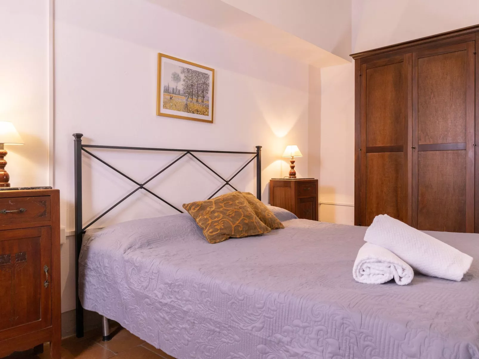 Geräumige Wohnung mit 3 Schlafzimmern und 3 Bädern-Image-tags.info