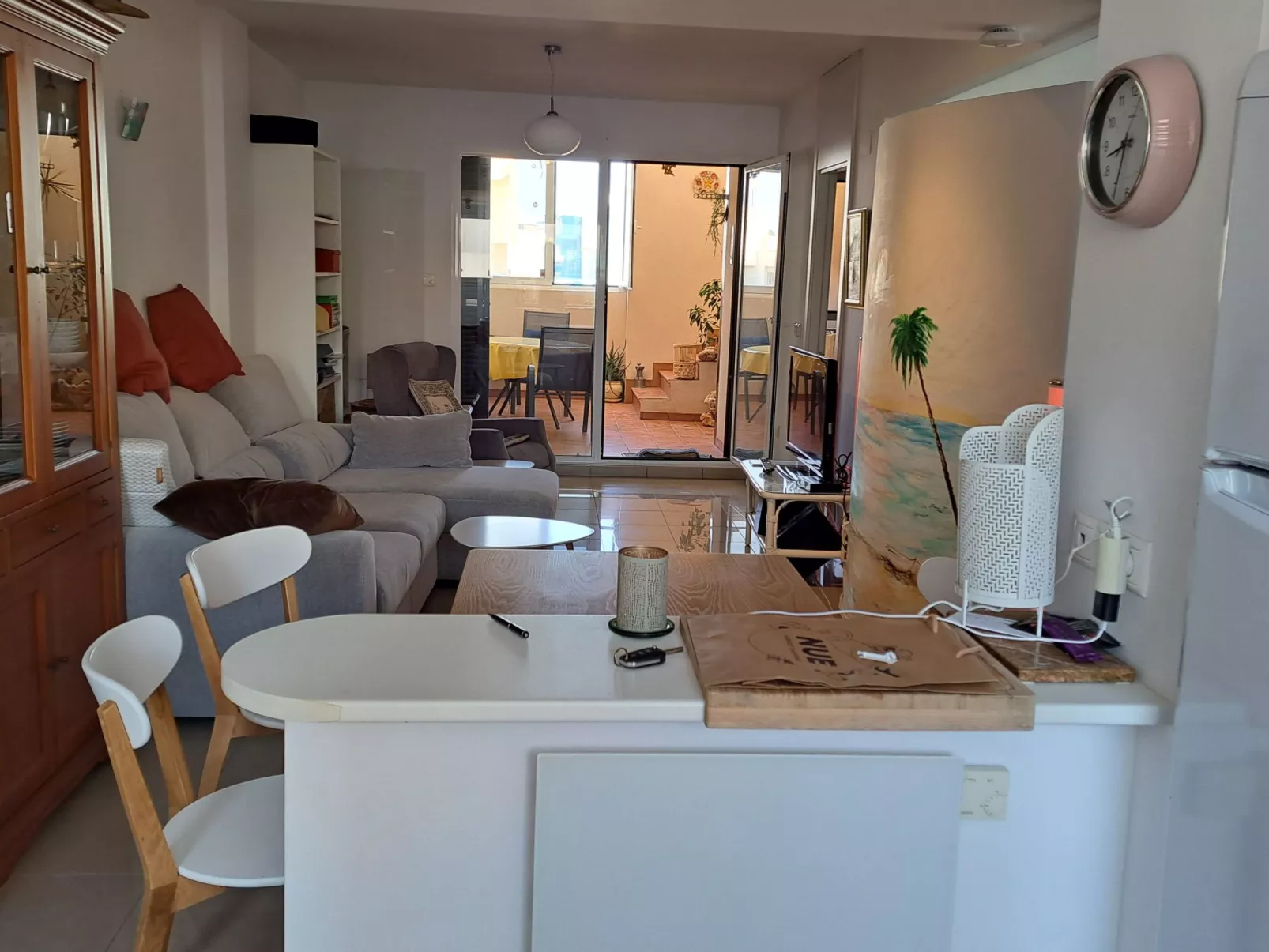 Schönes Appartement mit Grill, Pool und Terrasse-Inside