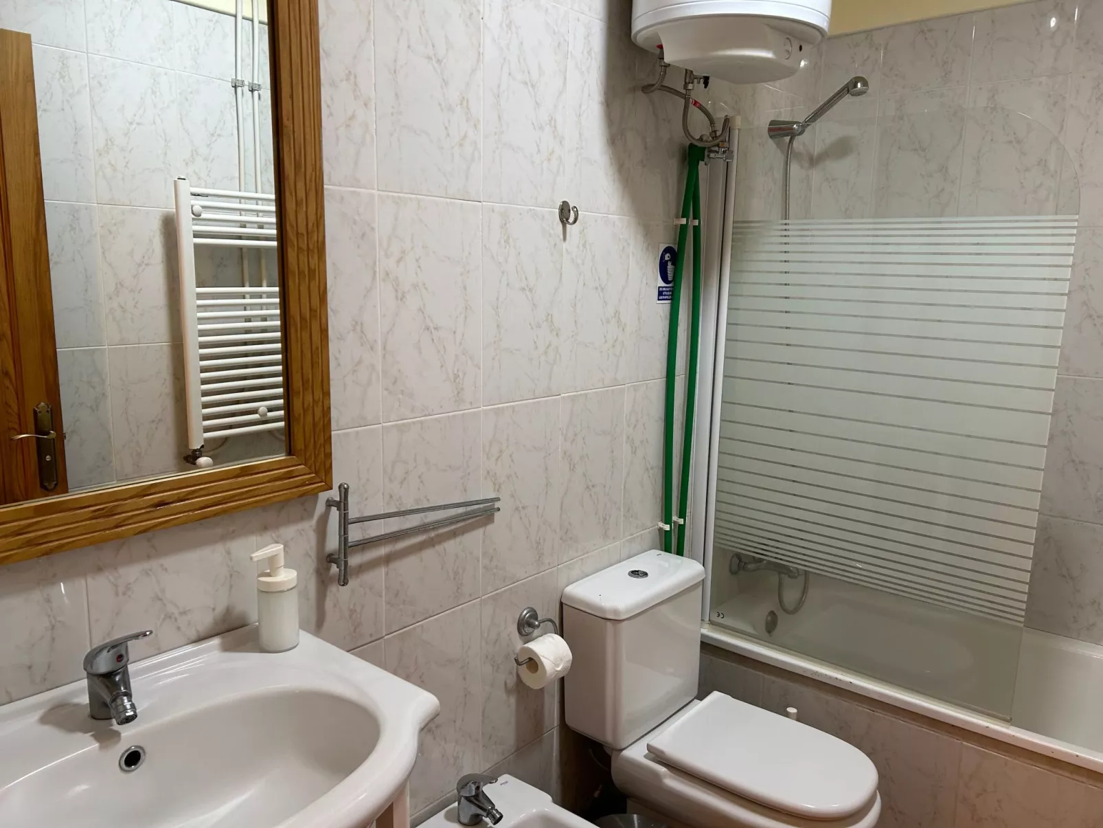 Apartment mit Balkon und Meerblick-Inside