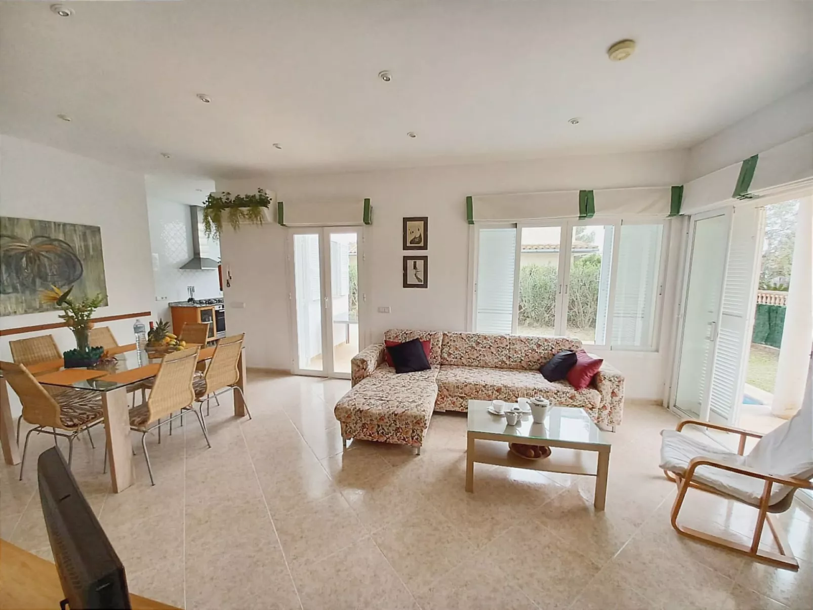 Villa "Estel" mit eigenem Schwimmbad-Image-tags.info