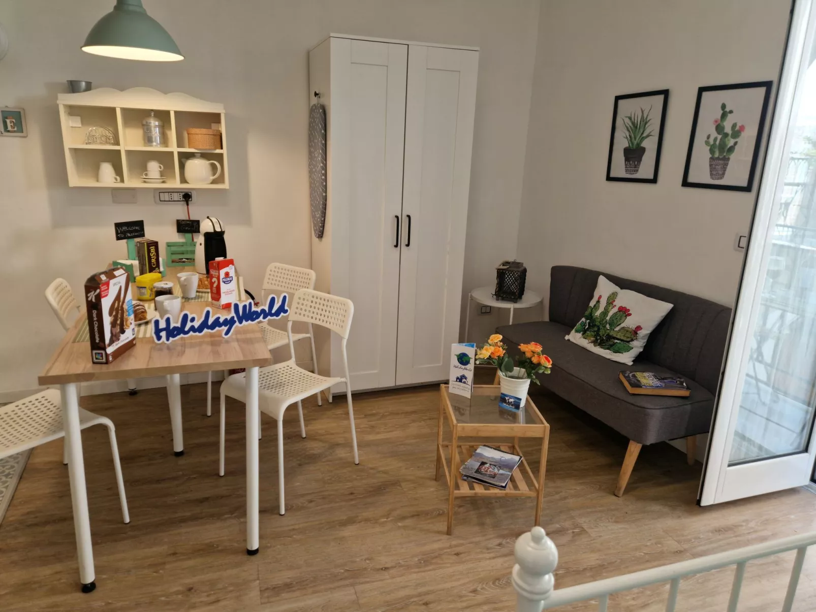 Come a Casa von Holiday World-Inside