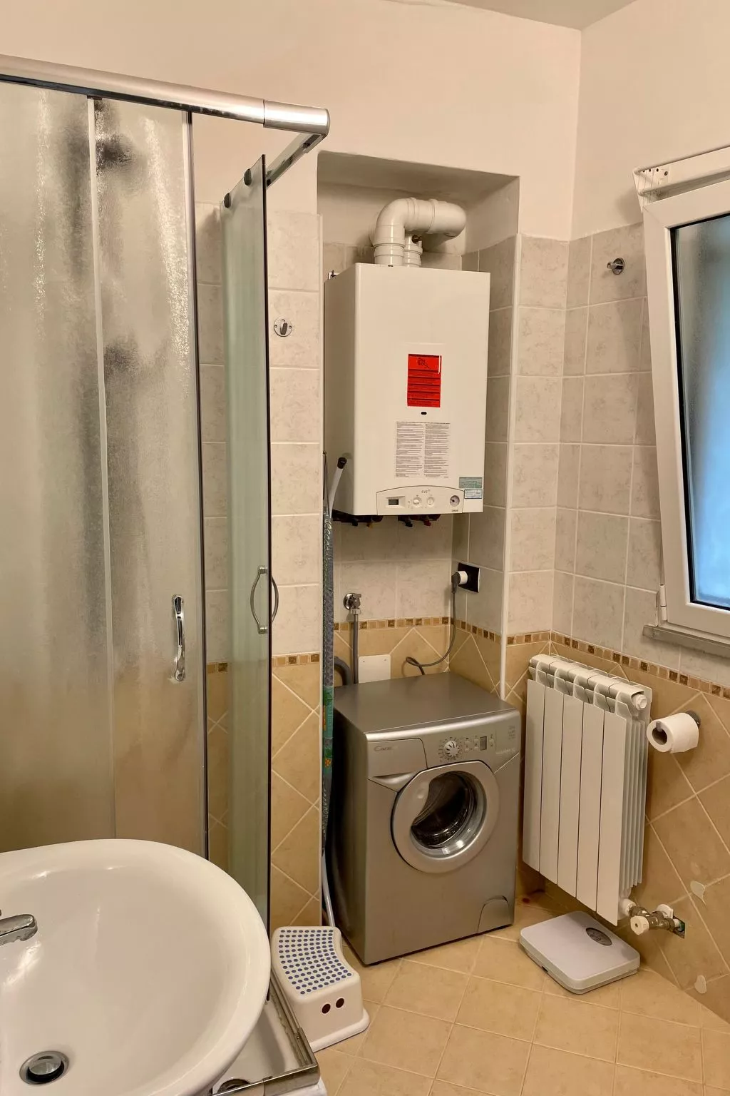 Piccola navetta-Drinnen