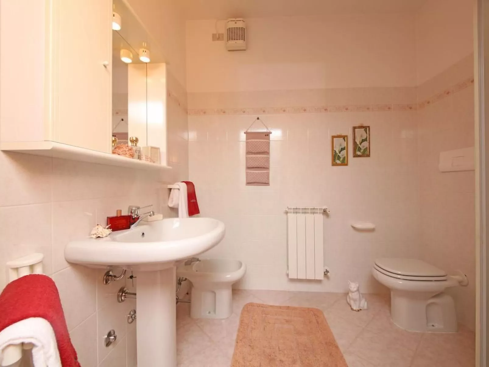 Calla' Wohnung mit Schwimmbad-Dedans