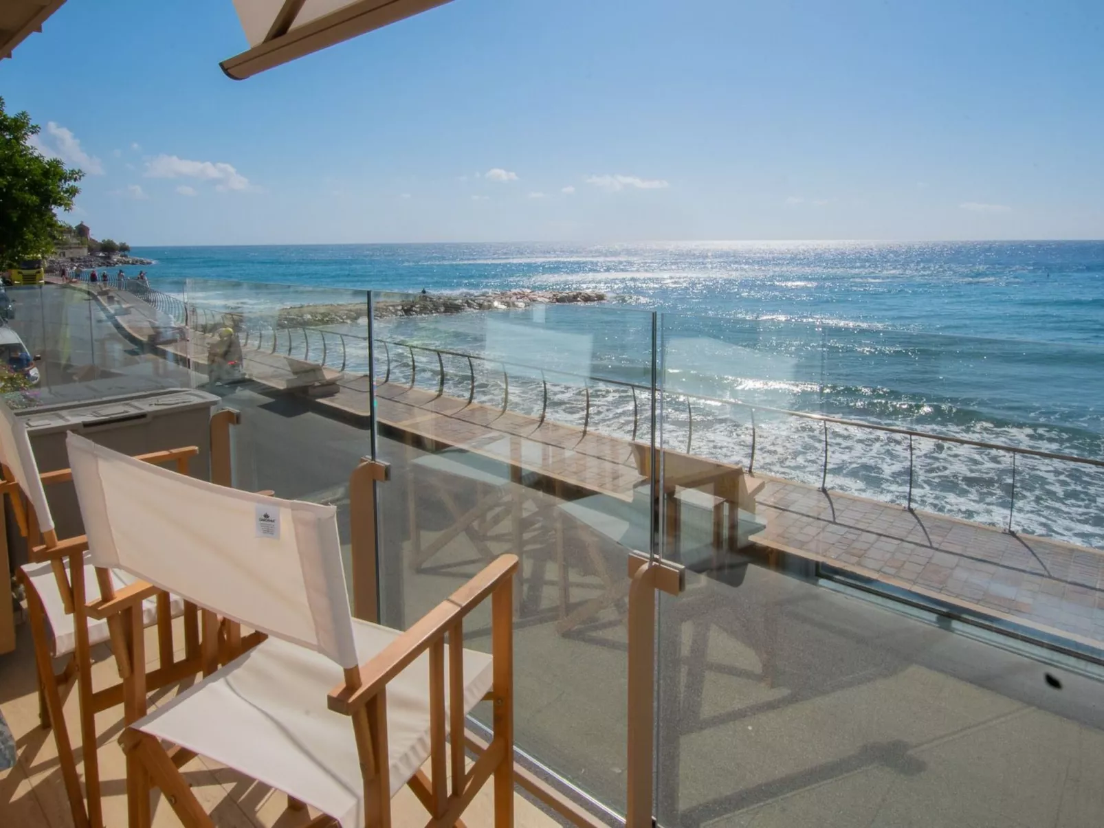 Alba Jachthafen-Dehors