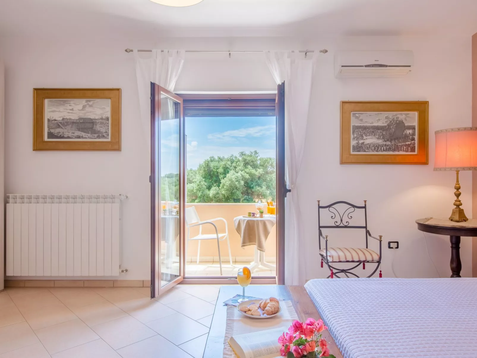 Die Wolke auf den Pedalen-Drinnen