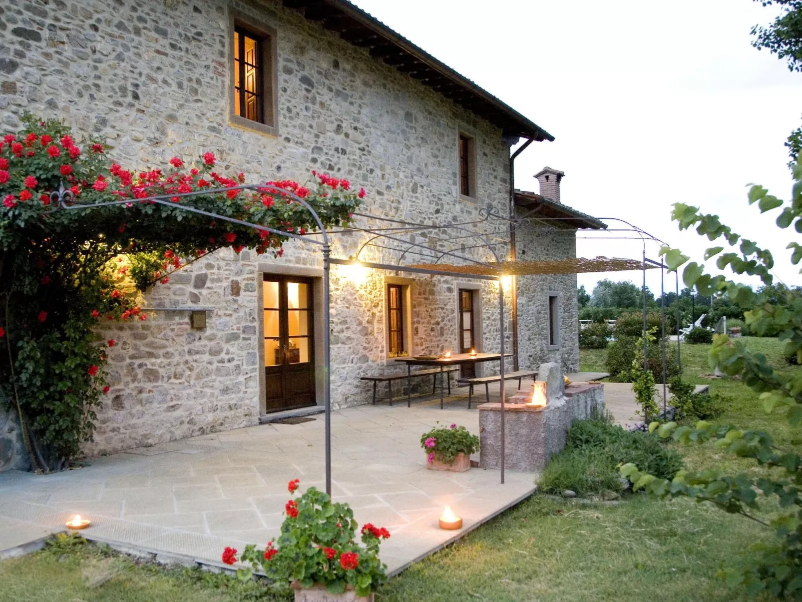 Villa Miby' Anwesen-Outside