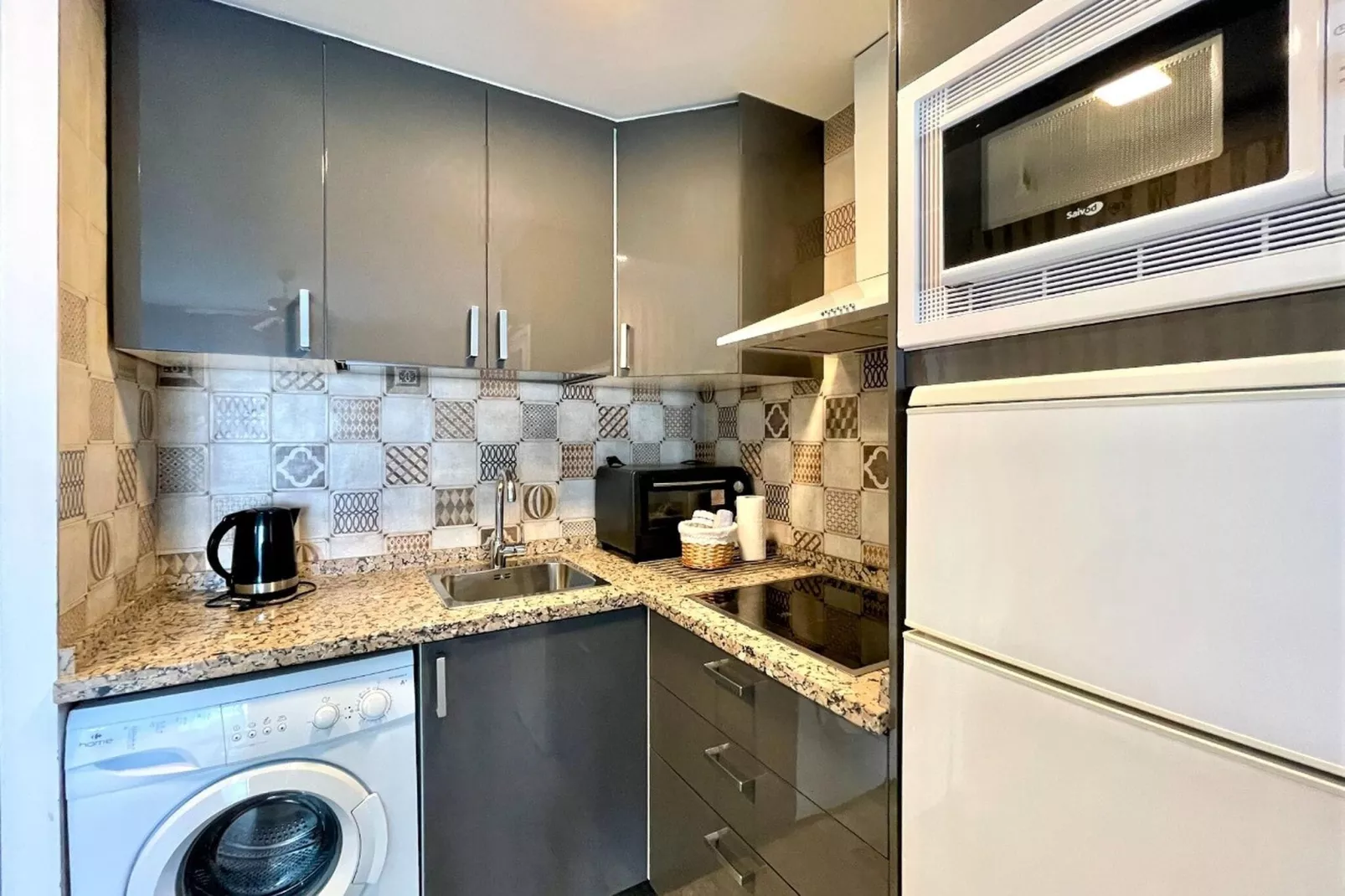 Apartamento con terraza panorámica en Playa Benalmádena-Kitchen