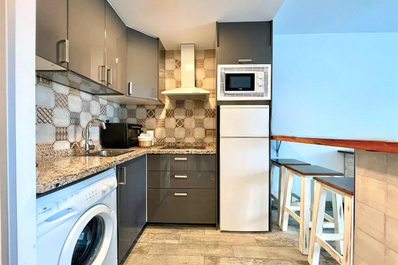 Apartamento con terraza panorámica en Playa Benalmádena-Kitchen