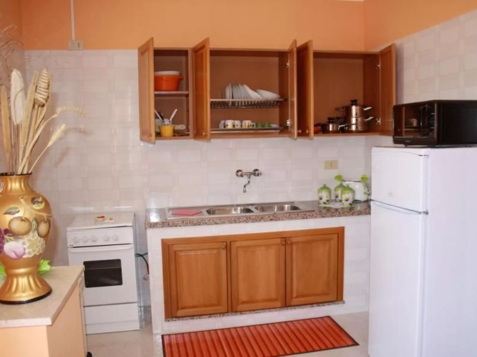 Wohnung in Balestrate mit kostenlosem Parkplatz-Drinnen