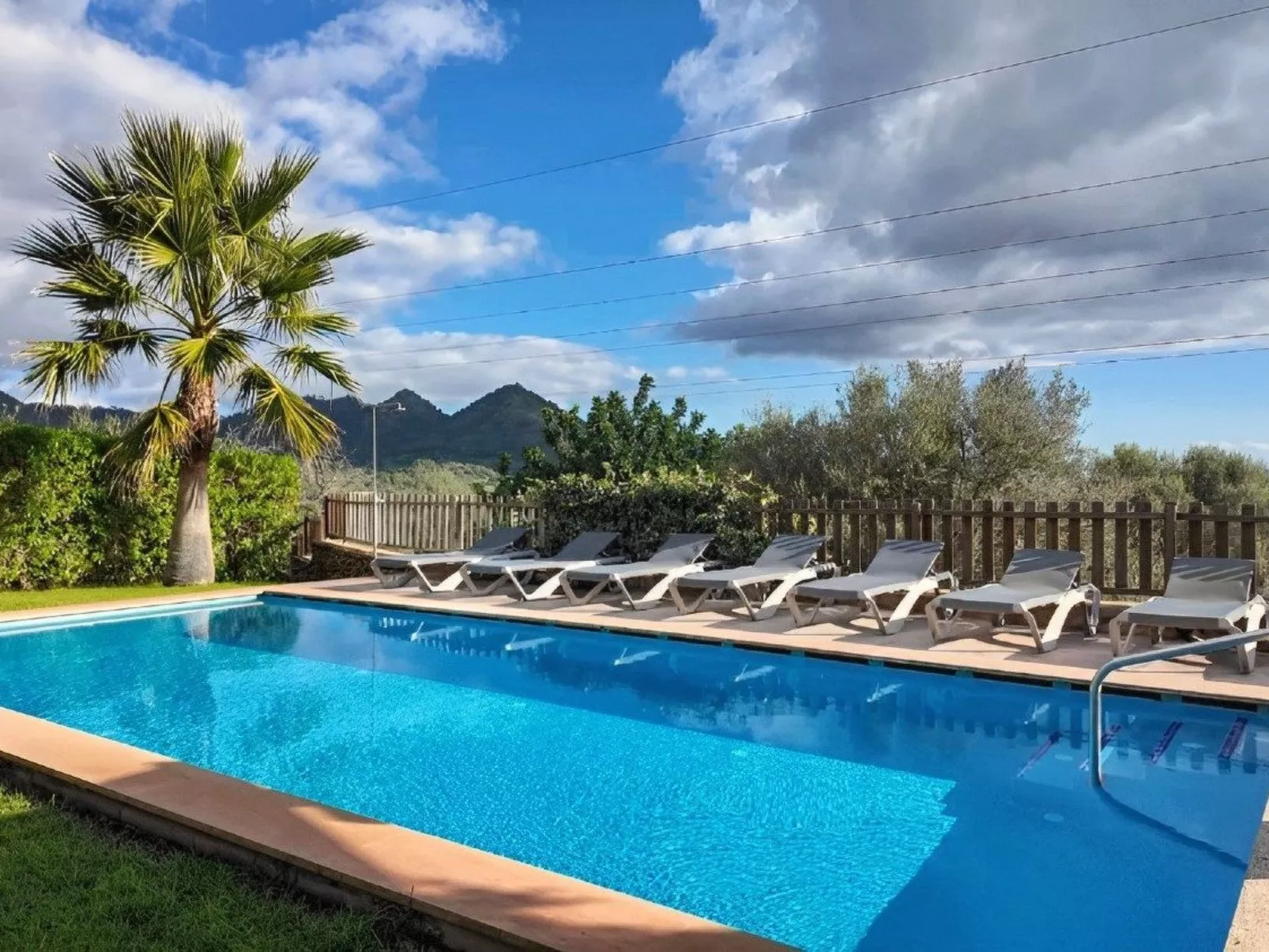 Beeindruckende Finca mit Pool und Klimatisierung-Image-tags.info