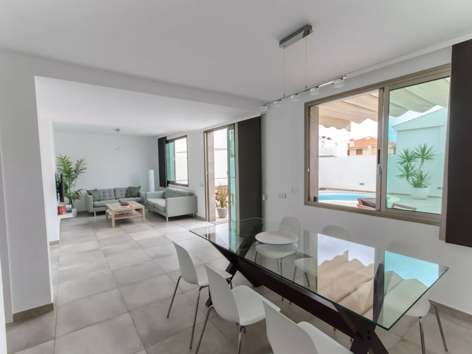 Sonnige Ferienvilla Maspalomas-Drinnen