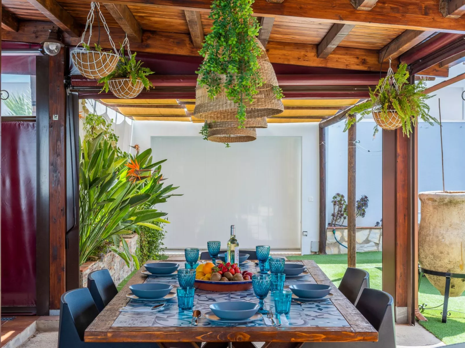 Chalet "Casita de Madera-Image-tags.info