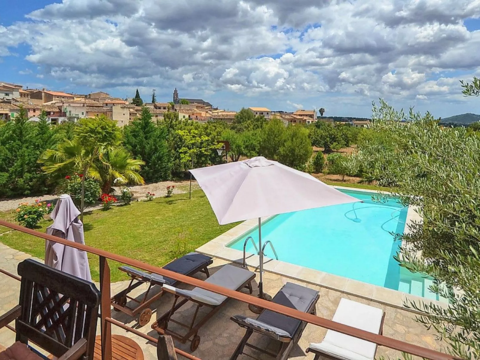 Chalet "Sacoma" mit Garten, Grill und Terrasse-Image-tags.info