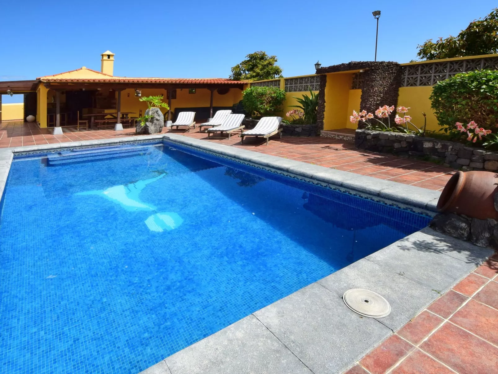 Haus Alina mit beheizbarem privatpool und barbecue