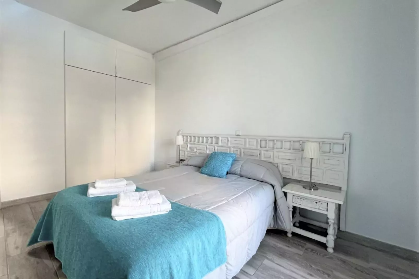 Apartamento con terraza y vistas a playa Benalmádena-Schlafzimmer