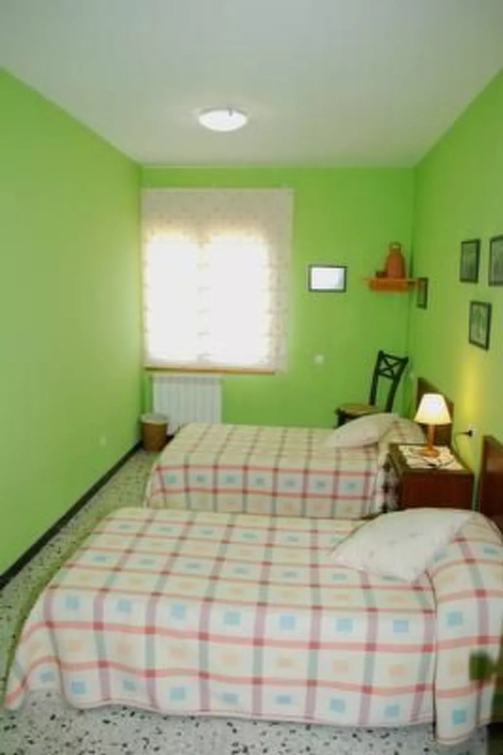 "Cal Serveró." mit Terrasse-Inside