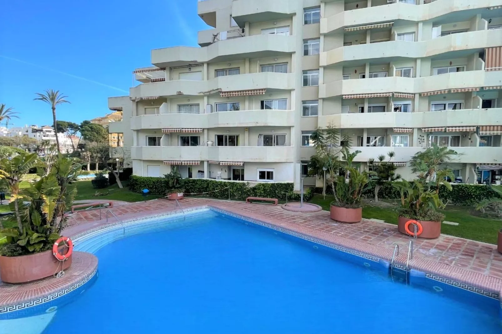 poolofhouse