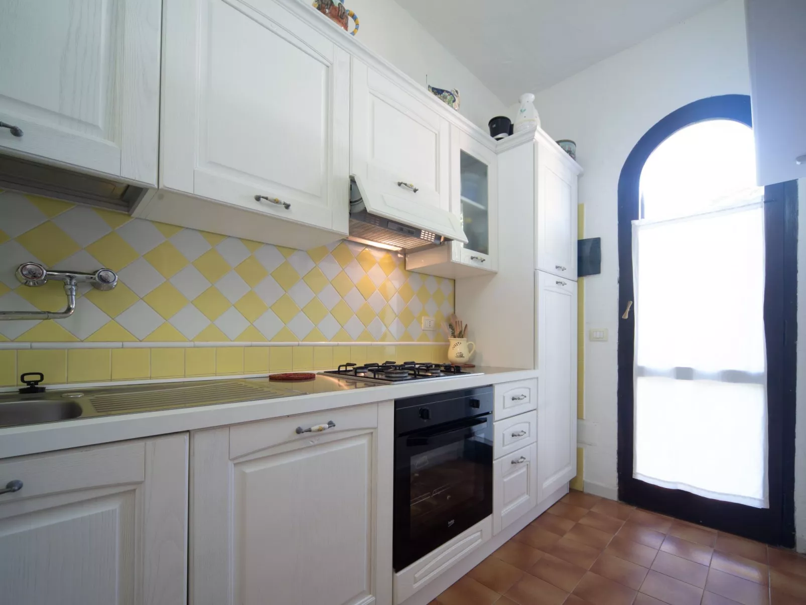 Schöne freistehende Villa nur wenige Schritte vom Strand entfernt in Costa Rei-Drinnen