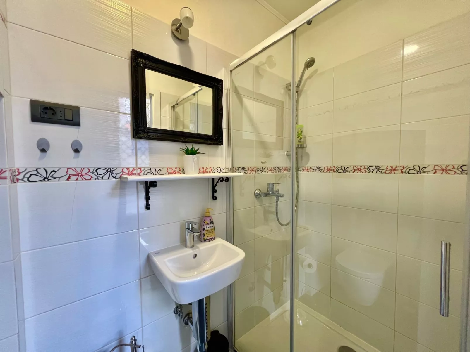 Holiday house Lona-Image-tags.info