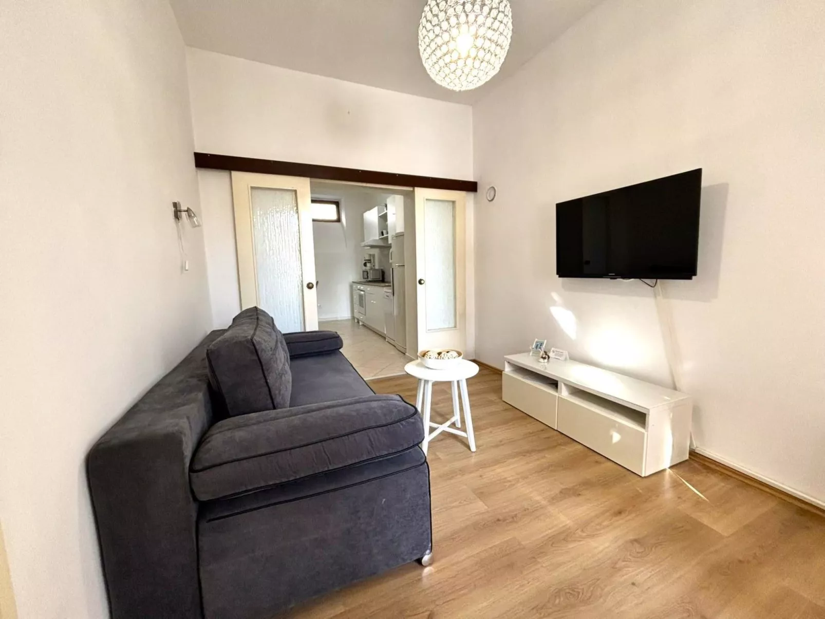 Schönes Appartement mit Terrasse-Inside