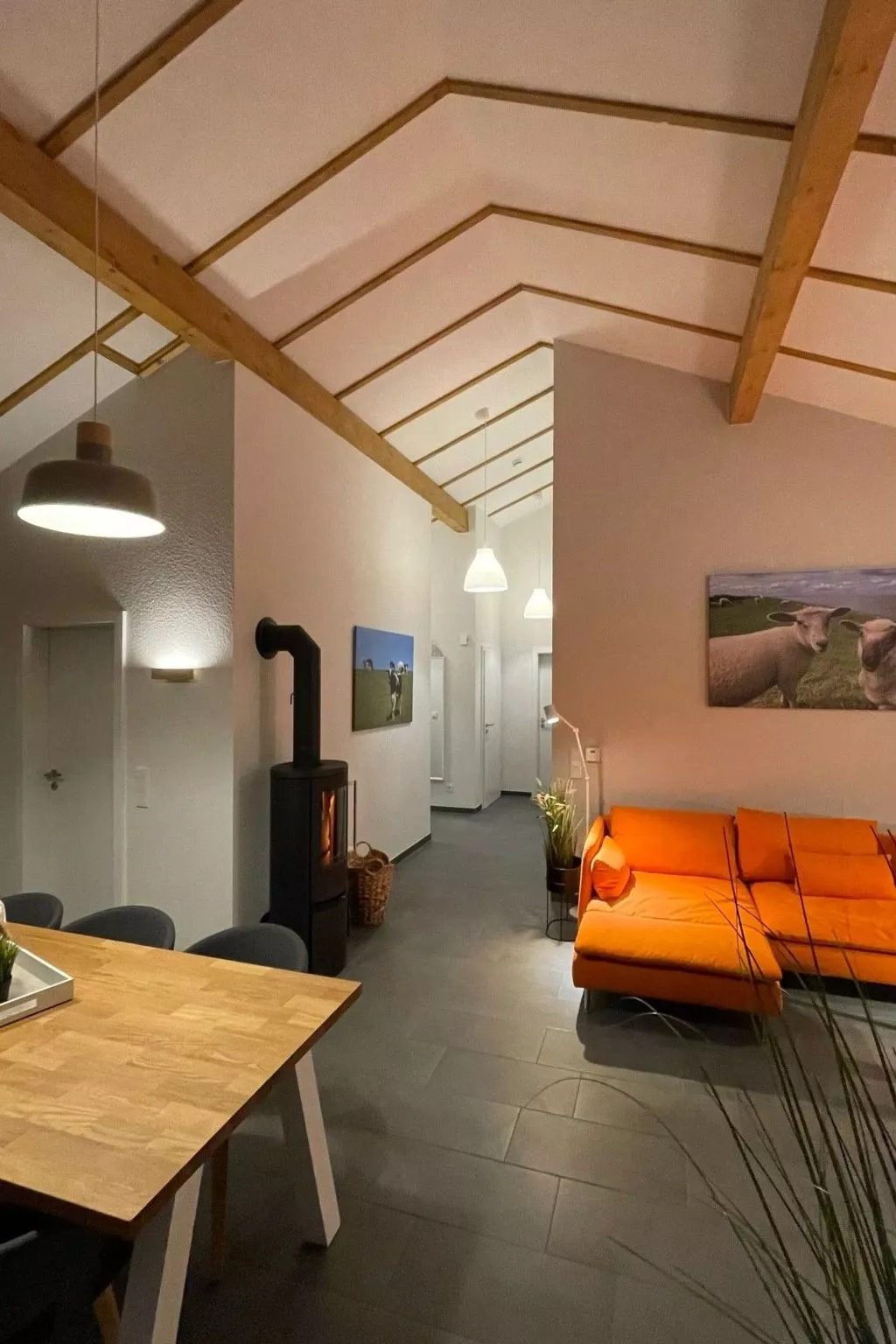 G1 Eingezäuntes Haus mit Kamin in Eckwarderhörne-Image-tags.info