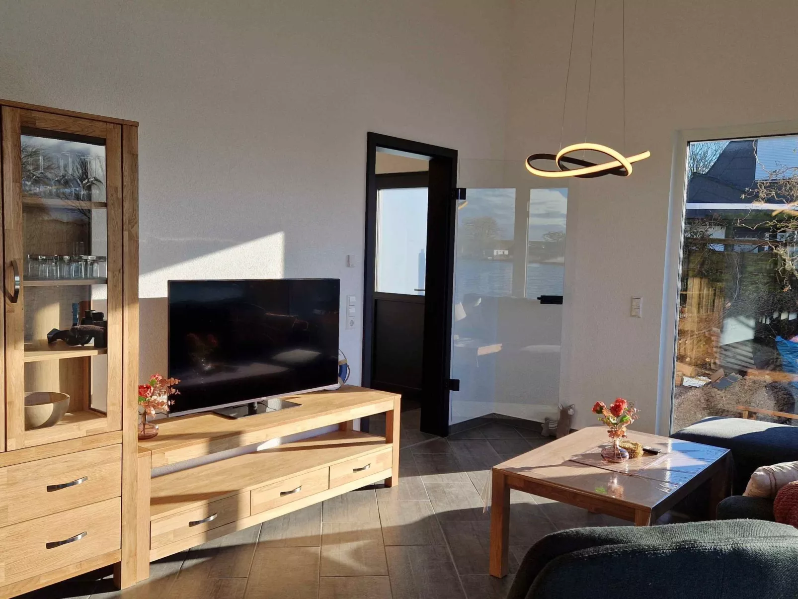 A 17 mit eigenem exklusivem Zugang zum Binnensee-Inside