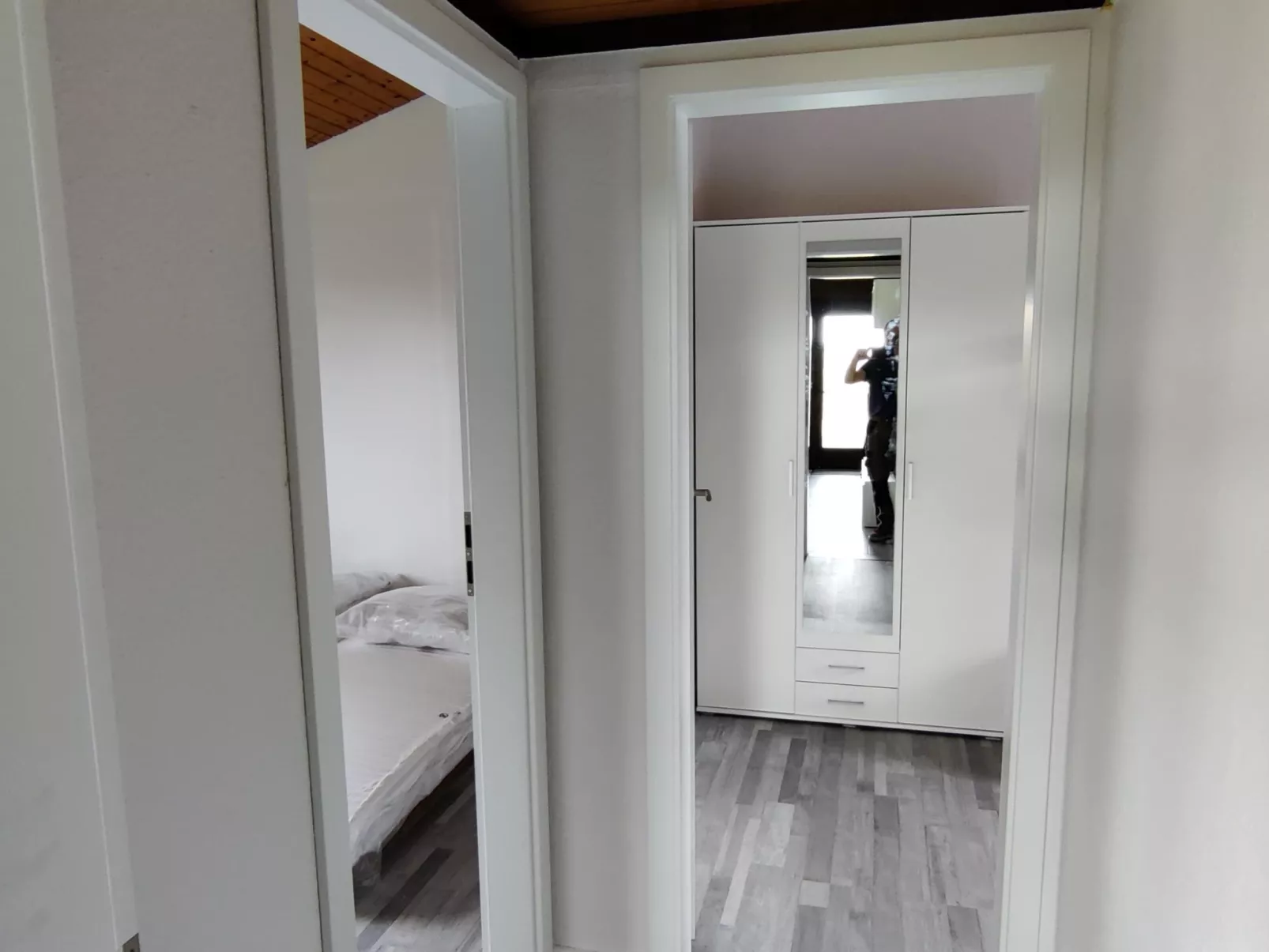 Haus F 21, Randlage mit Wiesenweitblick eingezäu-Drinnen