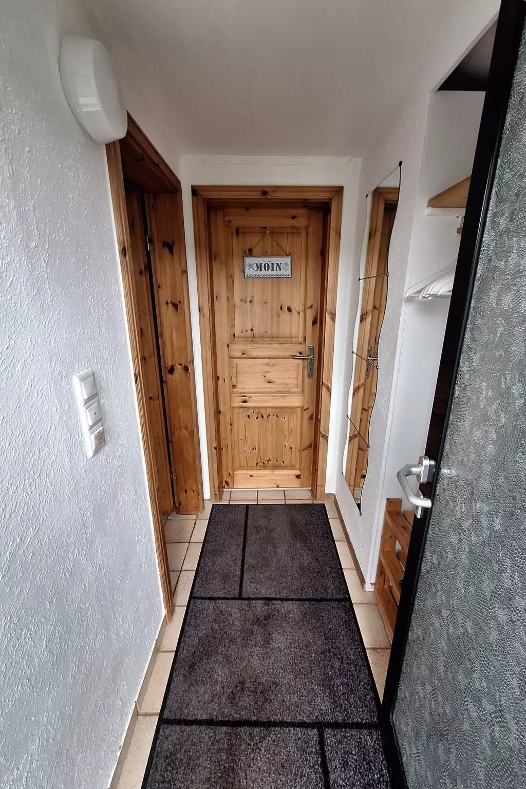 Schwalbennest-Drinnen