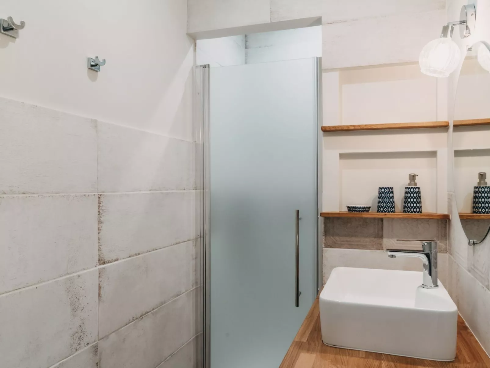 Charmante Ferienwohnung mit Terrasse und Pool