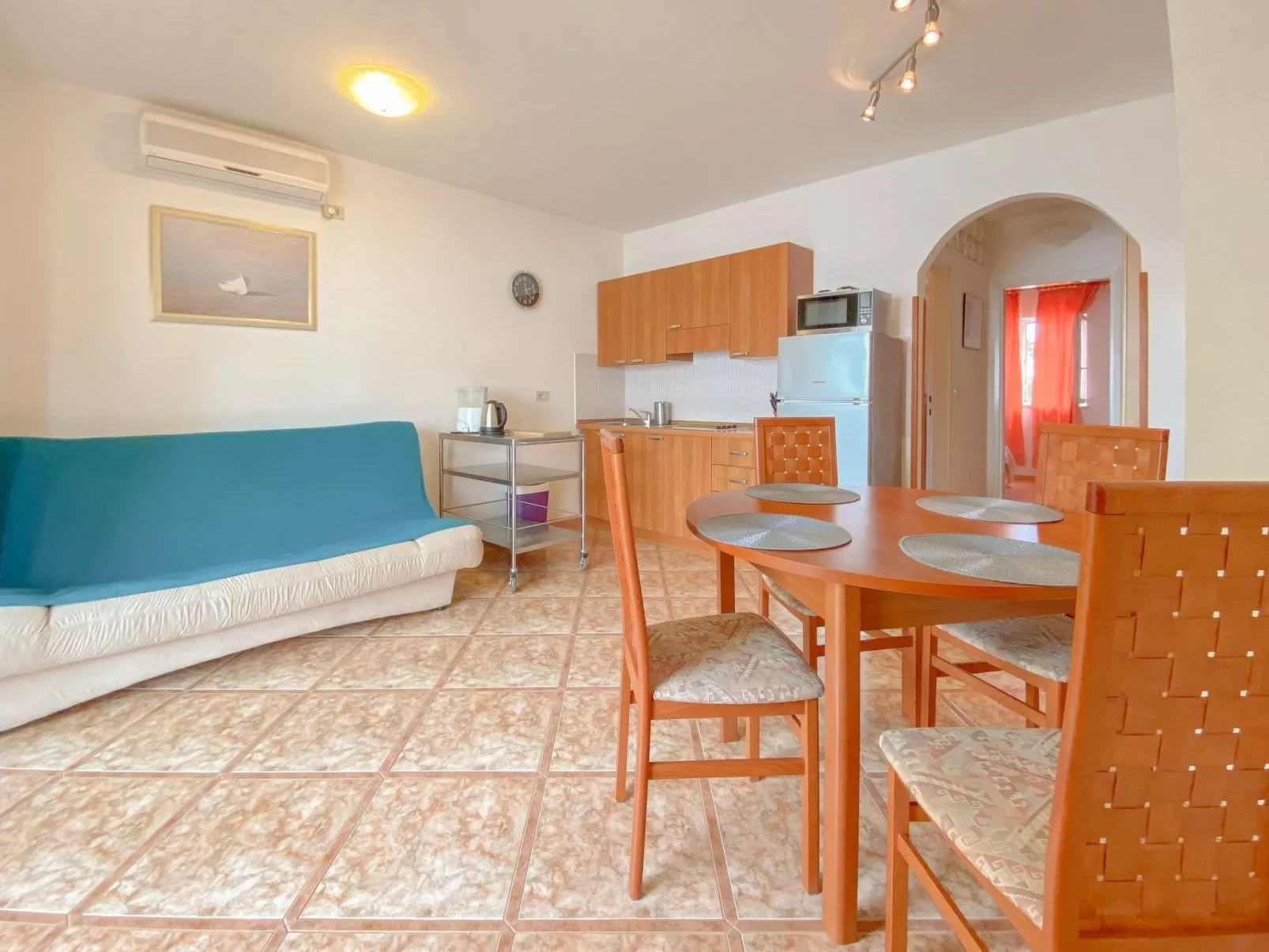 Wohnung "Viviana" direkt am Strand-Dedans