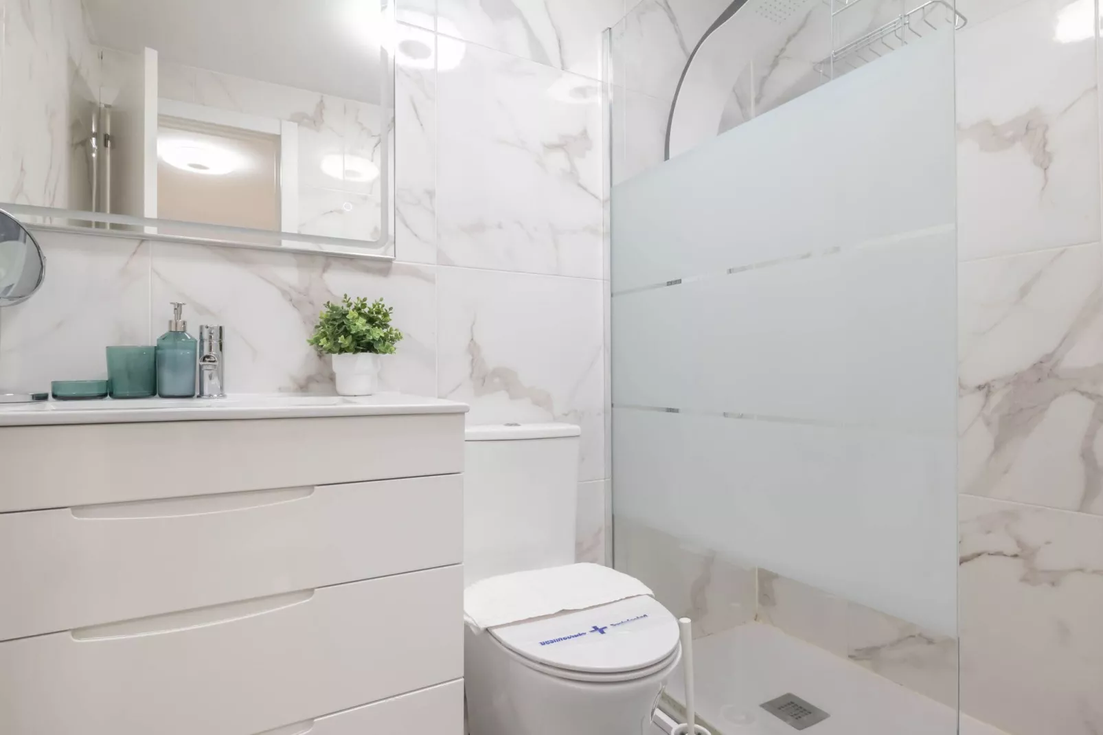 CT 181 - Royal Golf Gardenapartment-Salle de bain