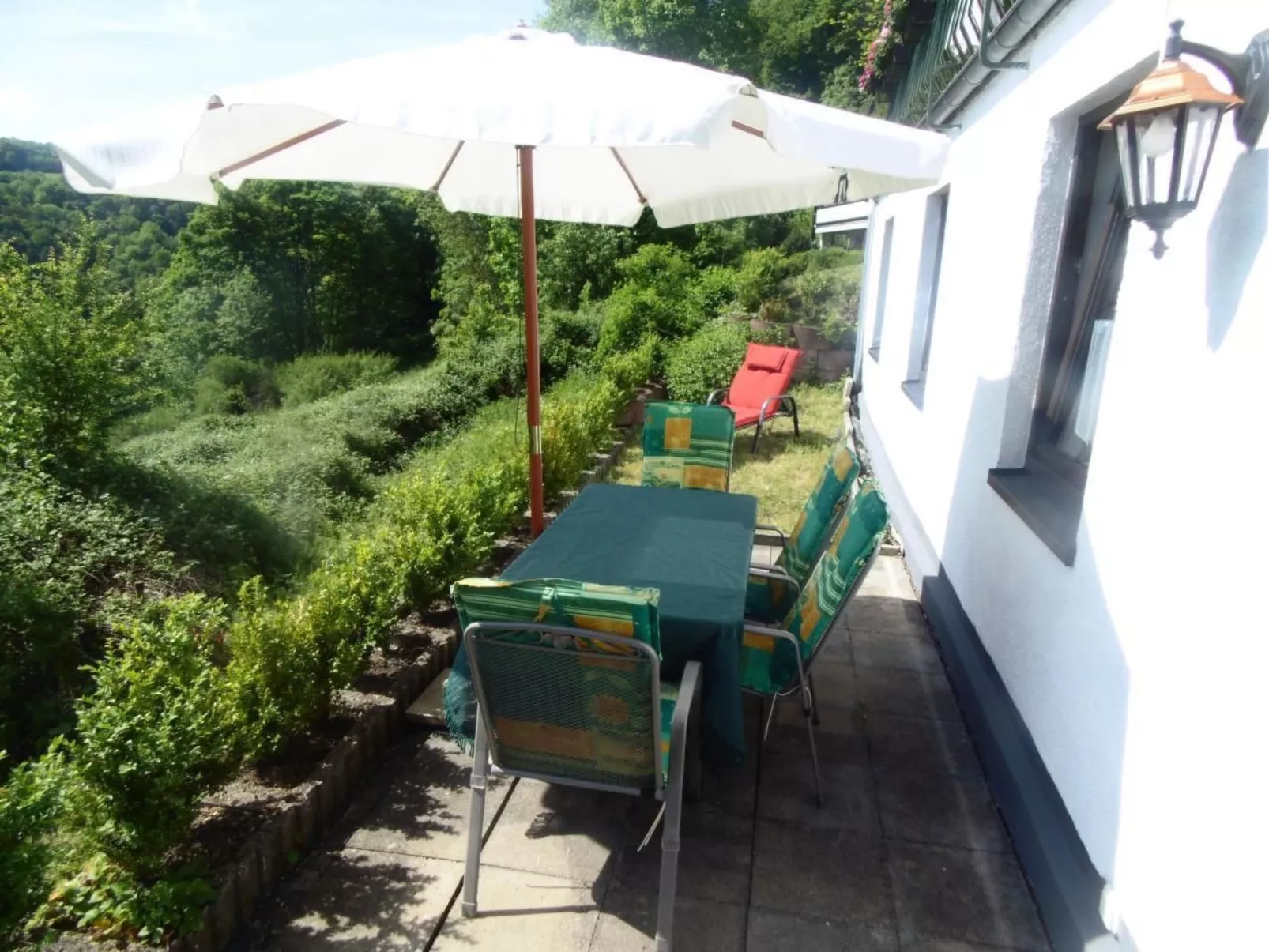 In Waldbreitbach mit Whirlpool - Dehors