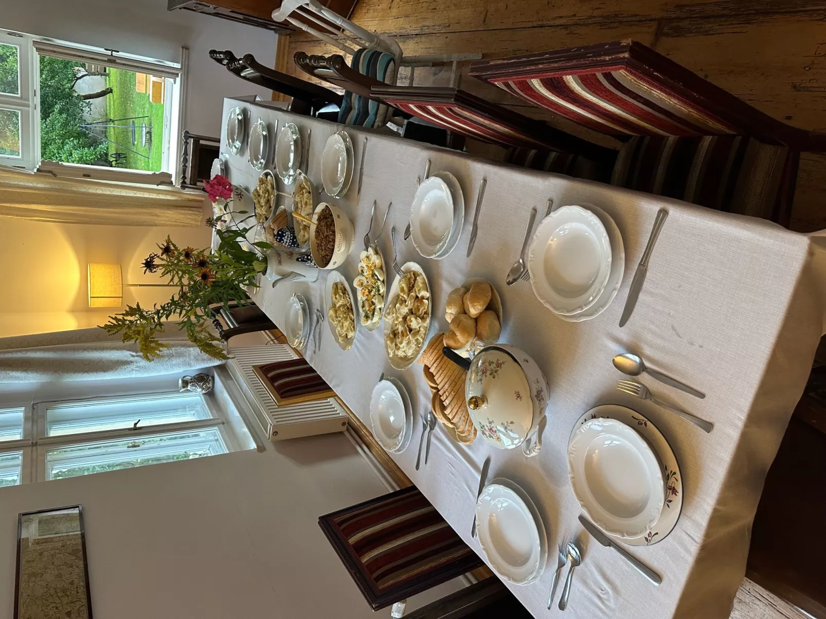 Für Gruppen und große Familien-Inside