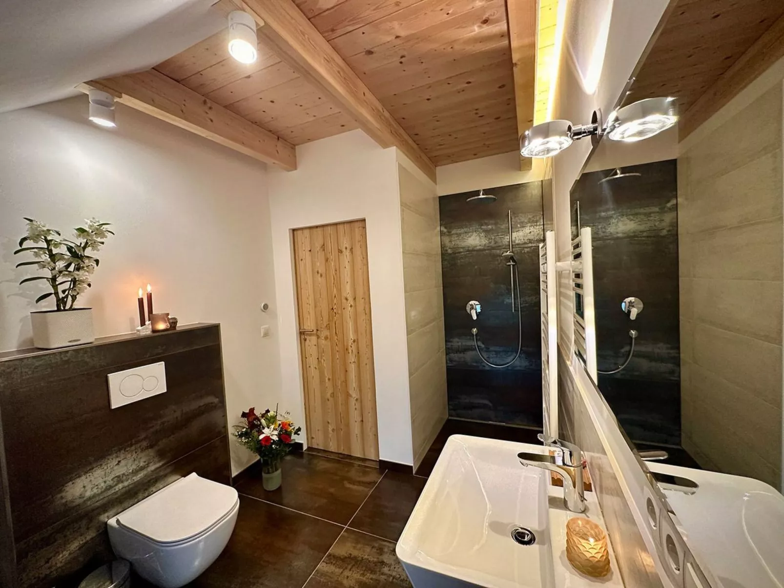 Das Rizzi - Freistehendes Haus mit Panoramapool-Inside